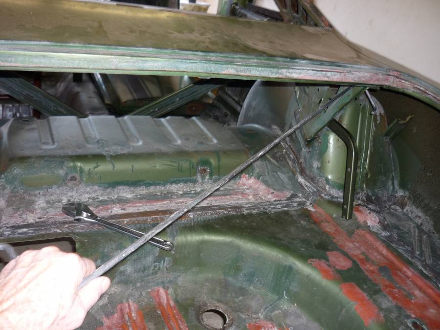 Attached picture 23-26 Deck Lid. R torsion rod re-install.jpg